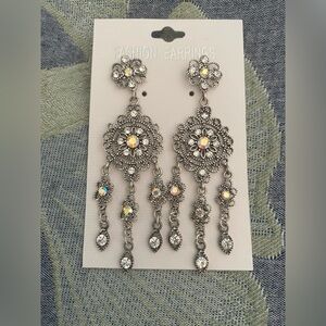 Vintage-Inspired Silver Statement Chandelier Earrings with Rhinestones